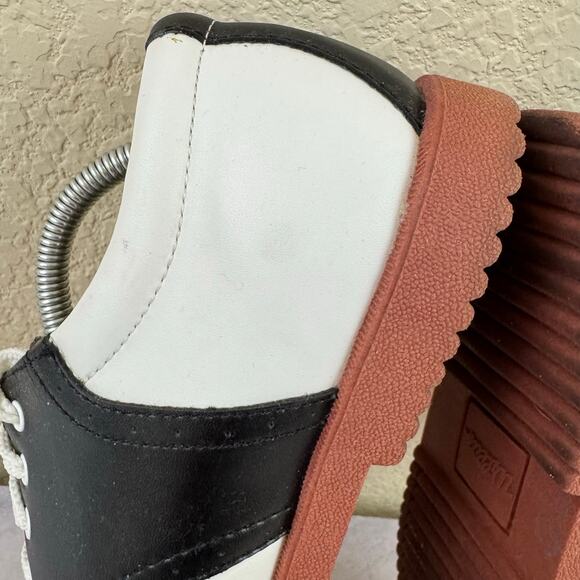 Willits Shoes Women's Size 7.5 M Saddle Black White Leather Oxfords Rockabilly - Picture 9 of 14